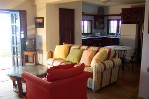 guesthouse-livingroom